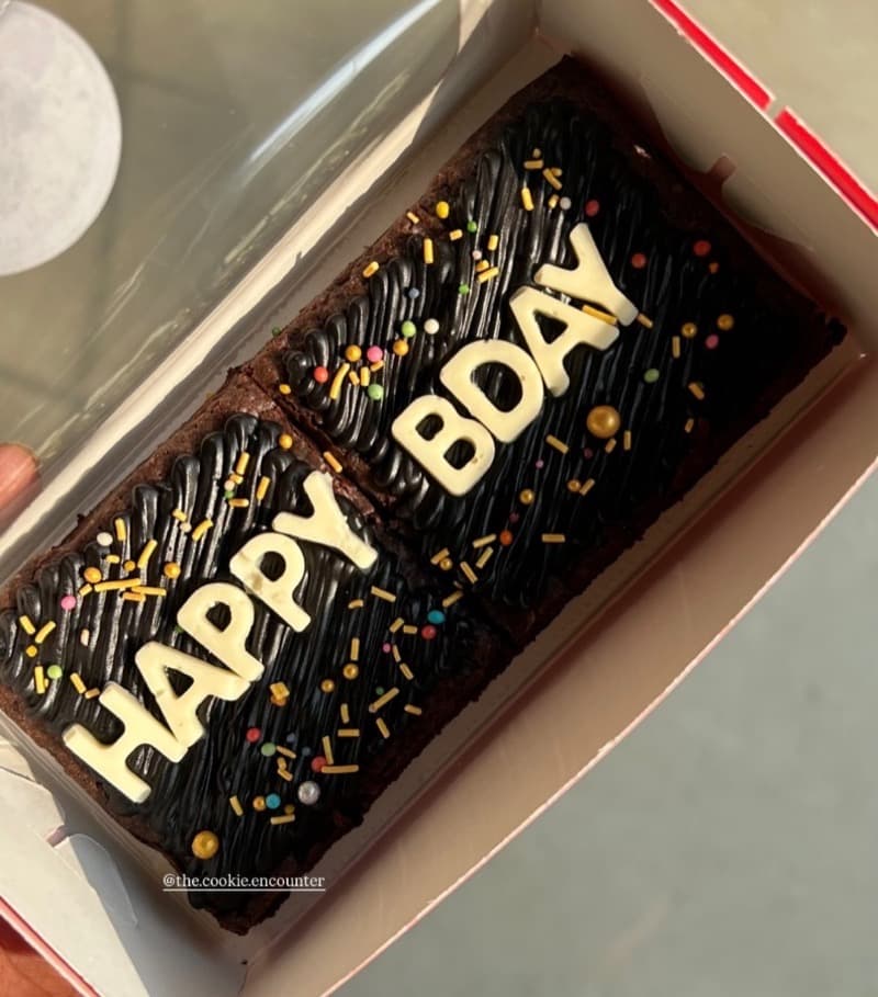 Box of 2 Brownies 1