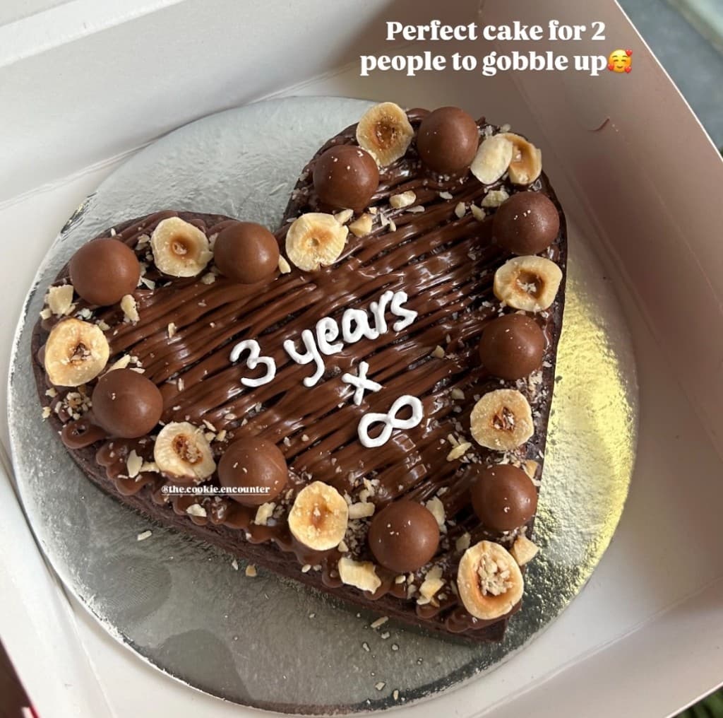 Bento Heart Brownie Cake 2