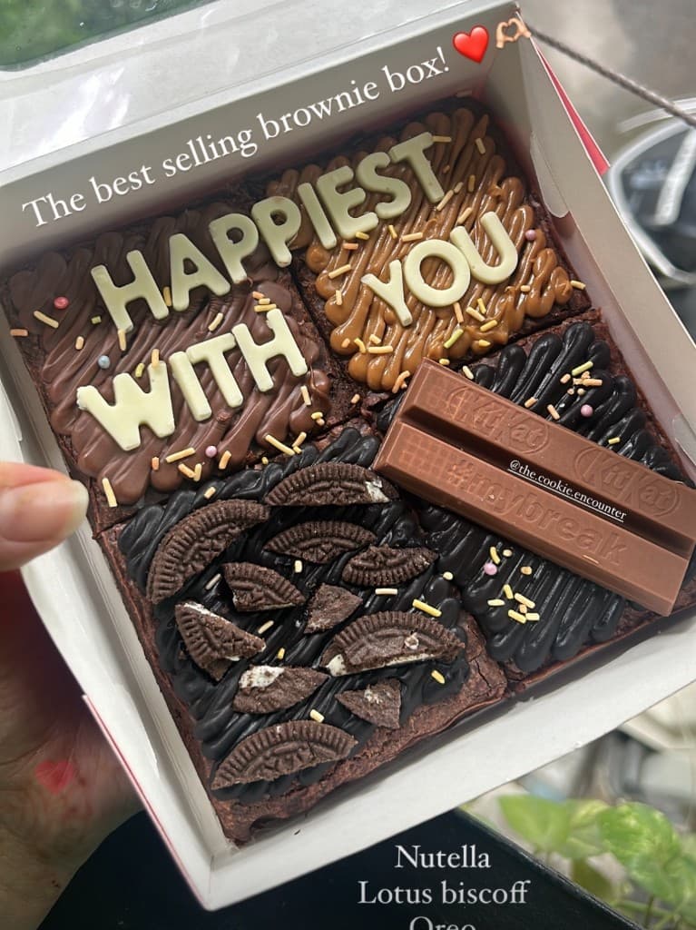 Box of 4 Brownies 2