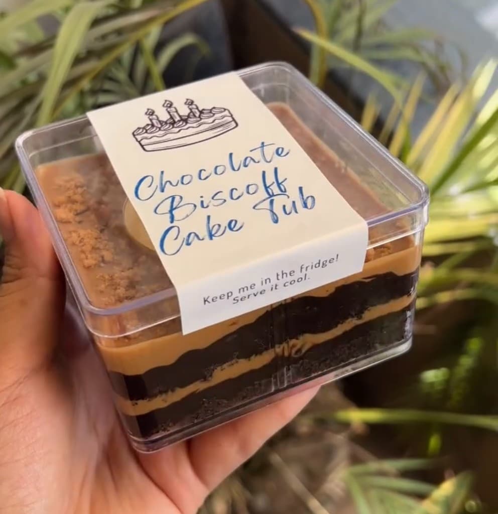 Chocolate Biscoff Cake Tub 1